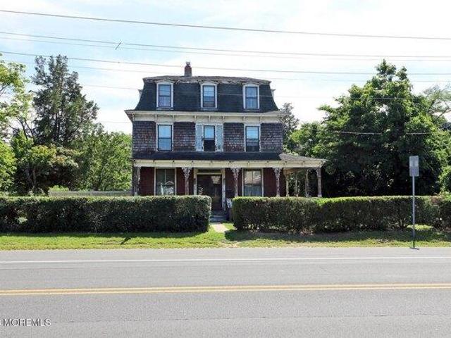 House for sale in Manahawkin, New Jersey
