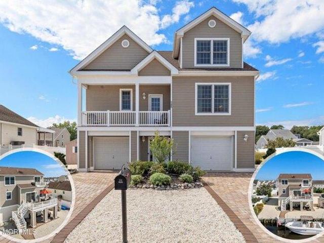 House for sale in Manahawkin, New Jersey