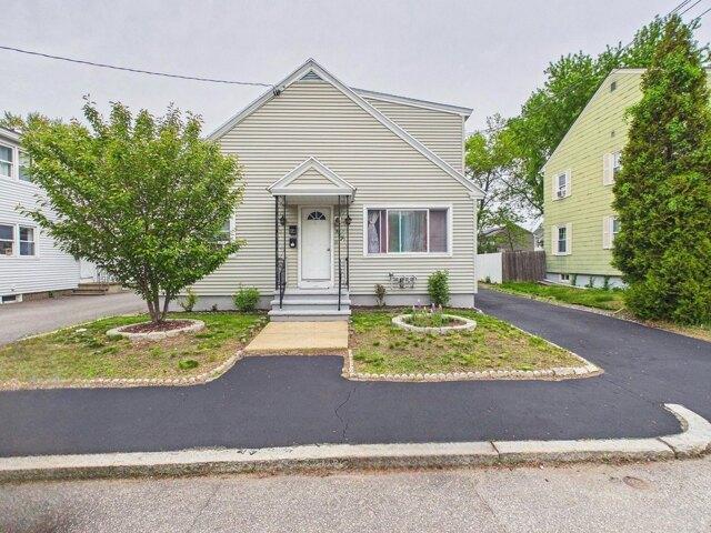 House for sale in New Hampshire