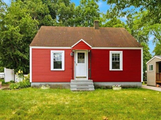 House for sale in New Hampshire