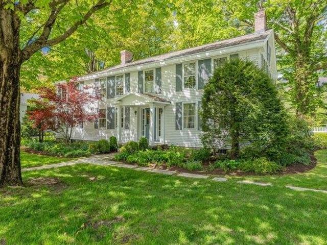 House for sale in Manchester, Bennington
