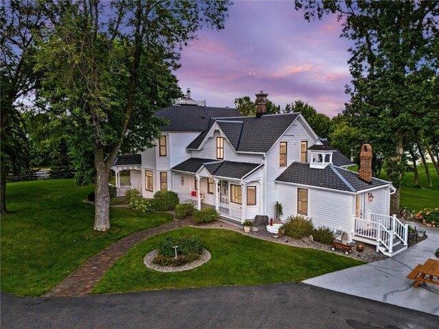 House for sale in Hennepin, Minnesota