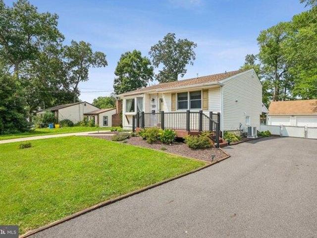 House for sale in Maple Shade, New Jersey