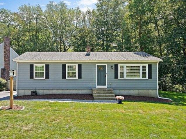 House for sale in Kent Park, Marshfield