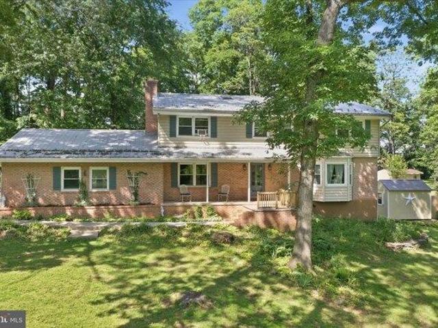House for sale in Falling Waters, West Virginia