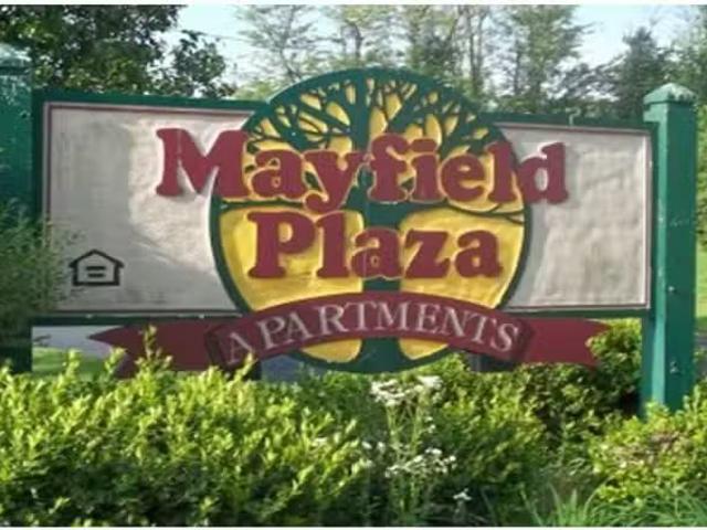 Condo for rent in Mayfield