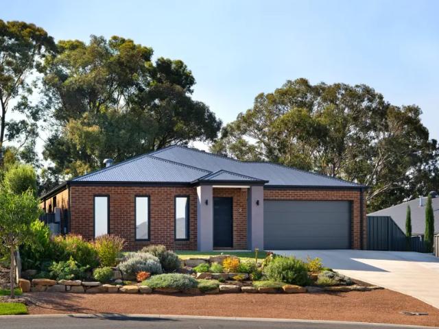 House for sale in Mckenzie Hill, Victoria