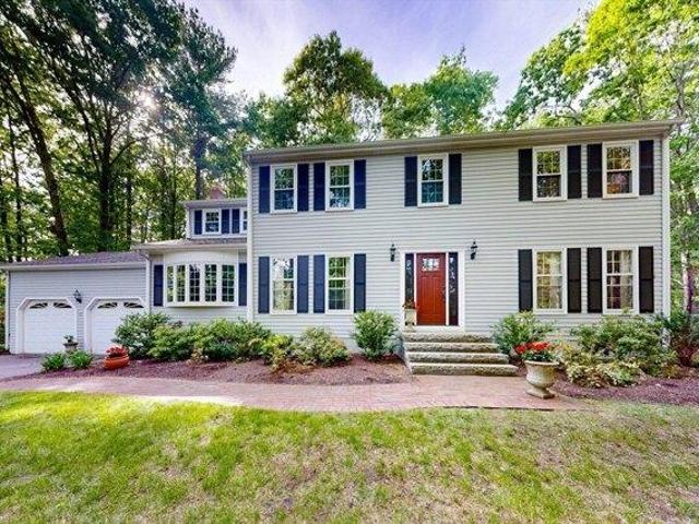 House for sale in Medfield, Massachusetts