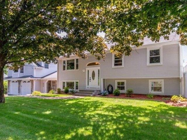 House for sale in Medway, Massachusetts