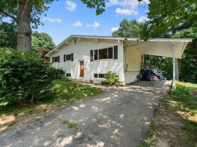 House for sale in Medway, Massachusetts