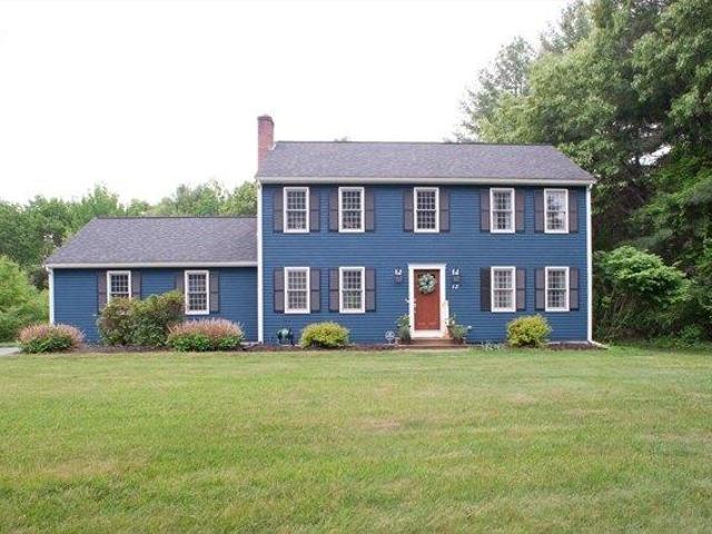 House for sale in Mendon, Massachusetts