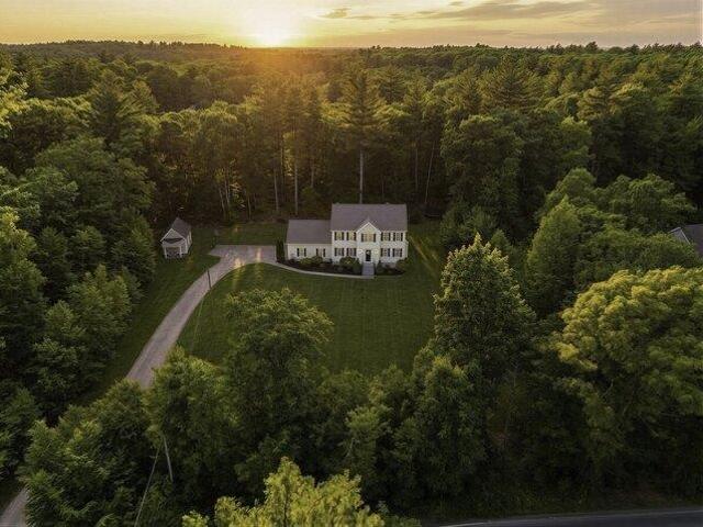 House for sale in Mendon, Massachusetts