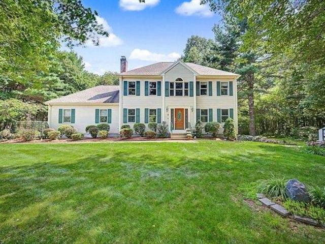 House for sale in Mendon, Worcester County