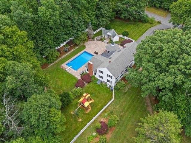 House for sale in New Hampshire