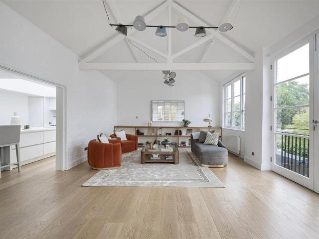 House for sale in Hammersmith, Greater London