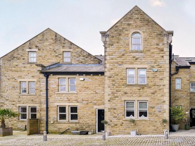 House for sale in Lee Bank, Greater Manchester