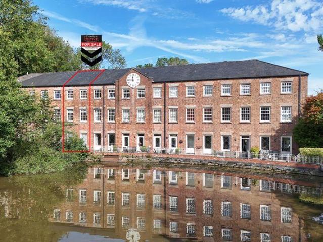 House for sale in Hightown, Congleton
