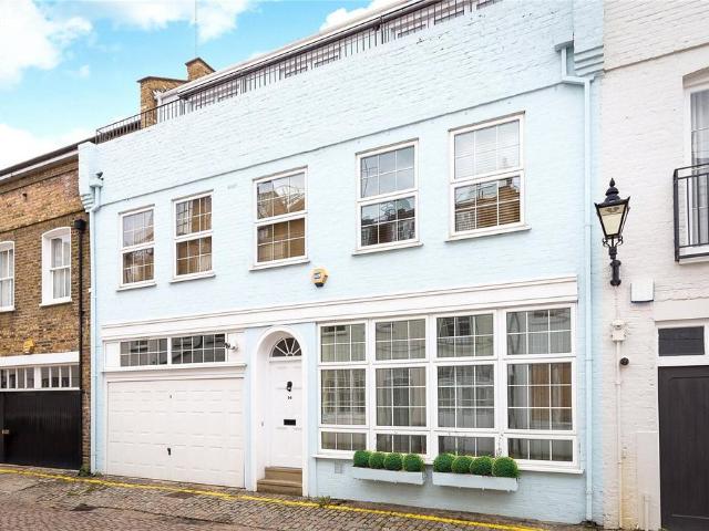 House for sale in Brompton, Greater London