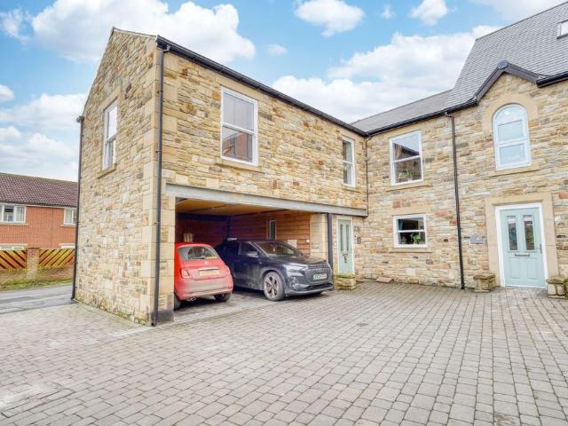 House for sale in High Spen, Gateshead