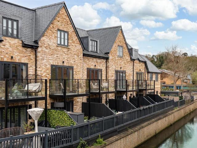 House for sale in Hertford, Colliers End