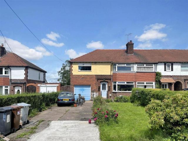 House for sale in Betchton, Wheelock