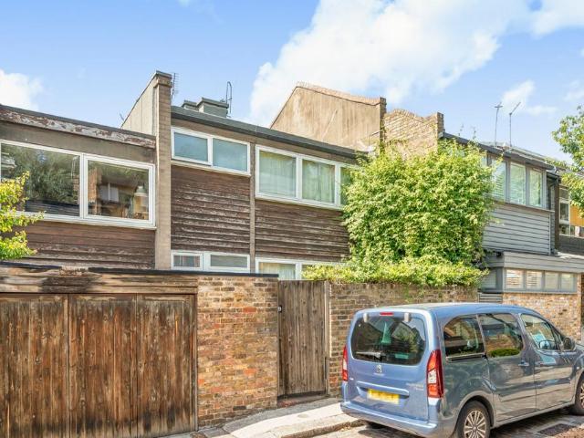 House for sale in Kentish Town, Greater London