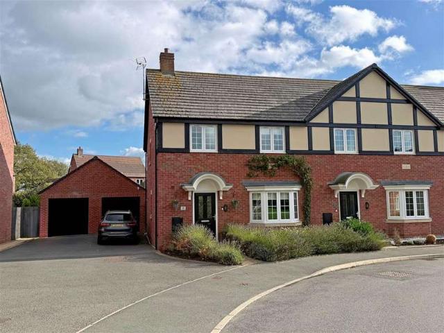 Townhouse for sale in Alderminster, Warwickshire