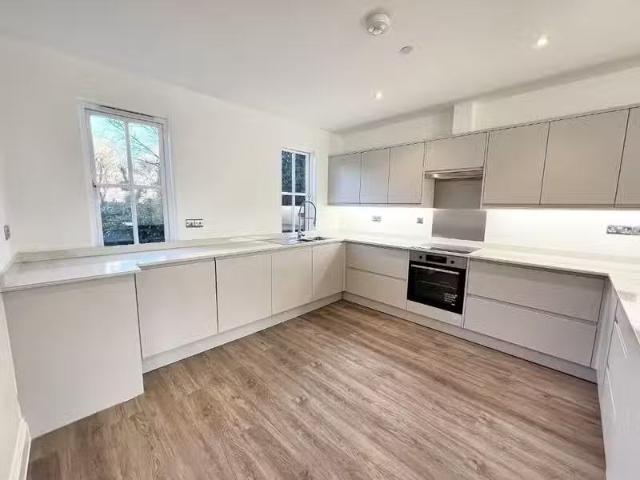 House for rent in Chelmondiston, Suffolk