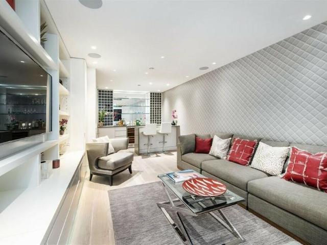 Apartment for rent in Chelsea, Greater London