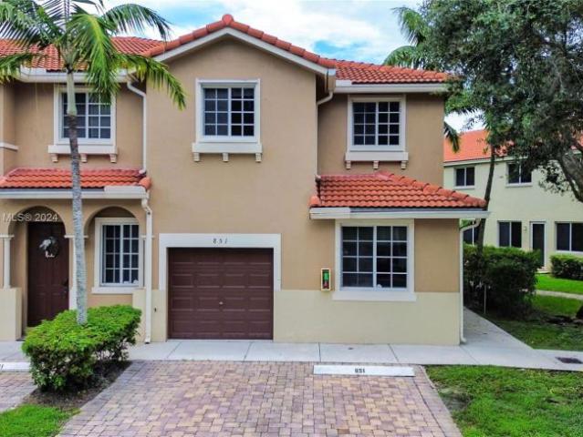 Townhouse for rent in Miami