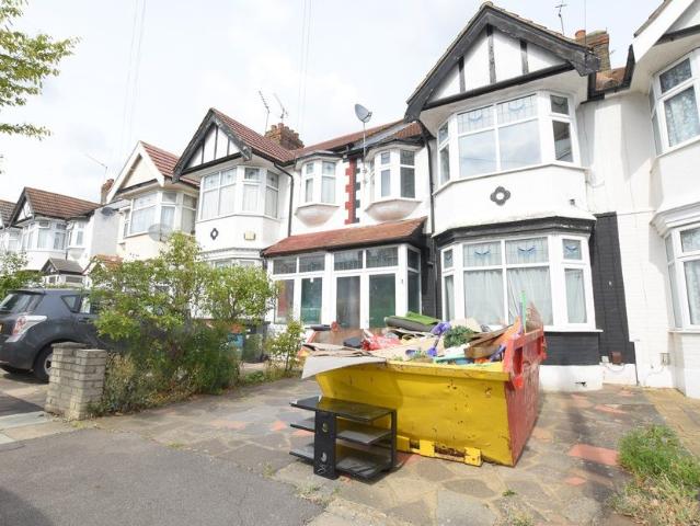 House for rent in Gants Hill, Greater London