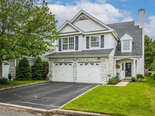 Condo for sale in Middle Island