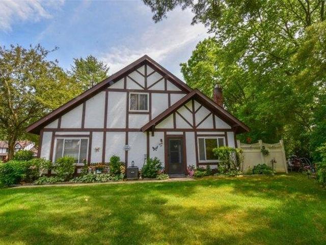 Condo for sale in Middle Island