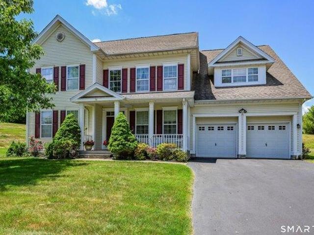 Condo for sale in Middlebury, Connecticut