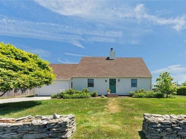 House for sale in Middletown, Rhode Island