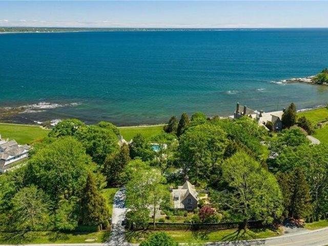 House for sale in Middletown, Rhode Island
