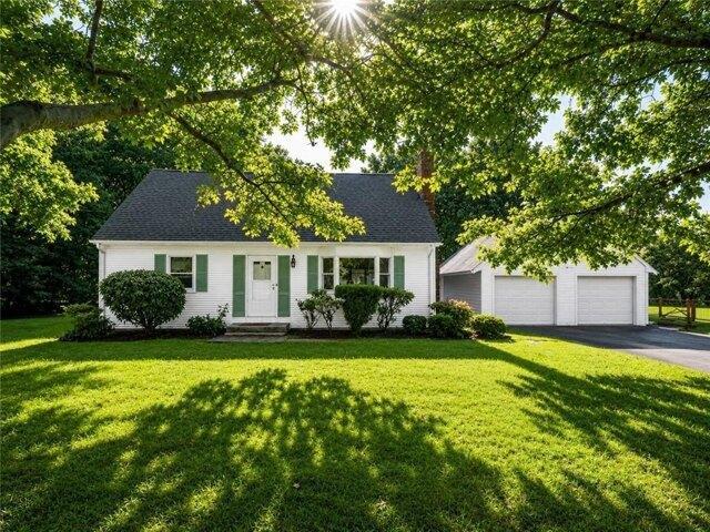 House for sale in Middletown, Rhode Island