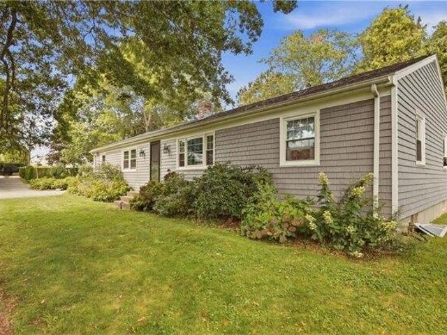 House for sale in Whitehall, Middletown