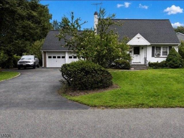 House for sale in Wortendyke, Midland Park
