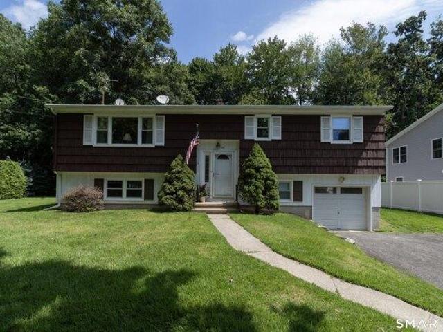 House for sale in Milford, South Central Connecticut Planning Region