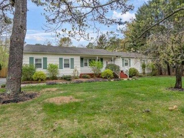 House for sale in Centereach, New York