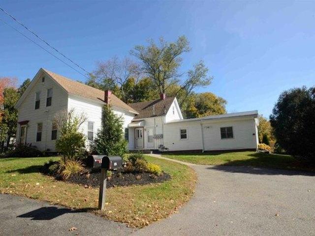 House for sale in Milton Mills, Milton