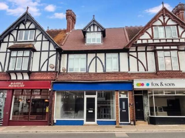Commercial for sale in World's End, Perryfields