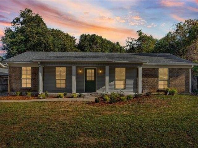 House for sale in Mobile, Alabama