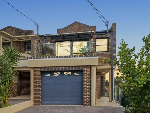Duplex for rent in Sydney, New South Wales