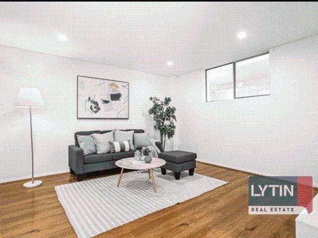 Townhouse for rent in Sydney, New South Wales