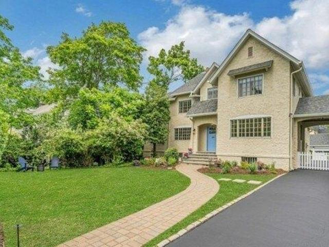 House for sale in Montclair, New Jersey