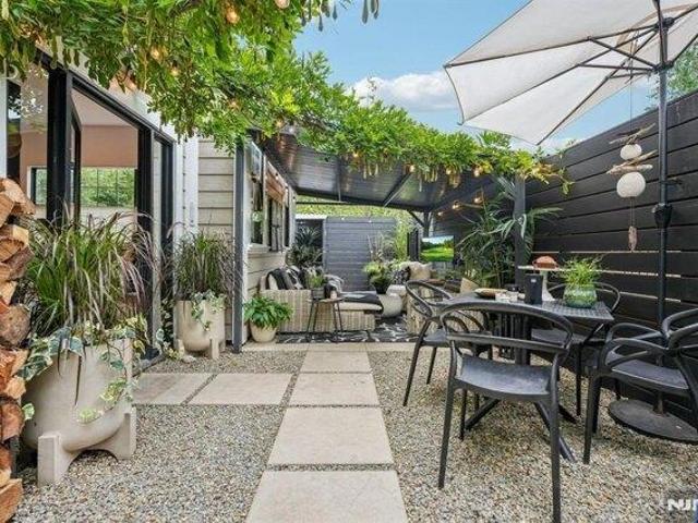 Condo for sale in Montclair, New Jersey