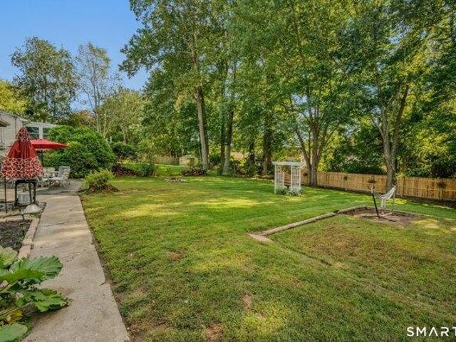 House for sale in Four Corners, Montville