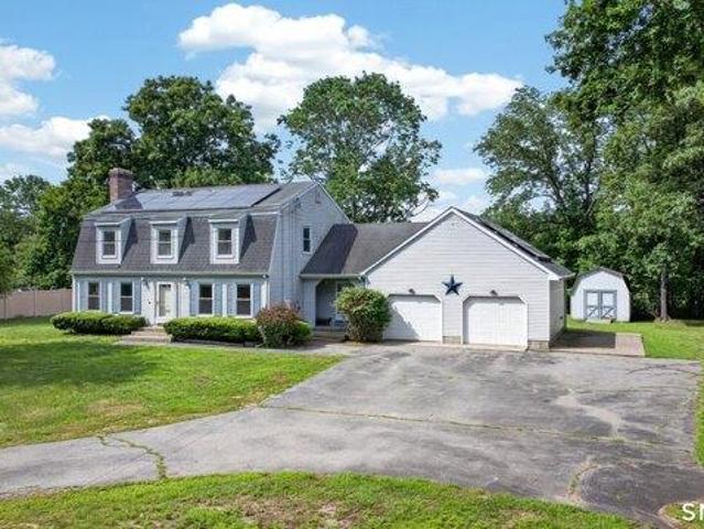 House for sale in Montville, Connecticut